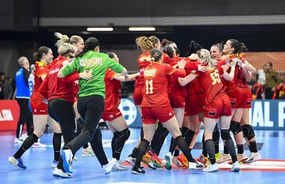 Avem GENERAȚIE DE SUFLET și la handbal! România revine fabulos în fața Cehiei în meciul de debut de la Euro 2024 » Petrecere „tricoloră” în Ungaria