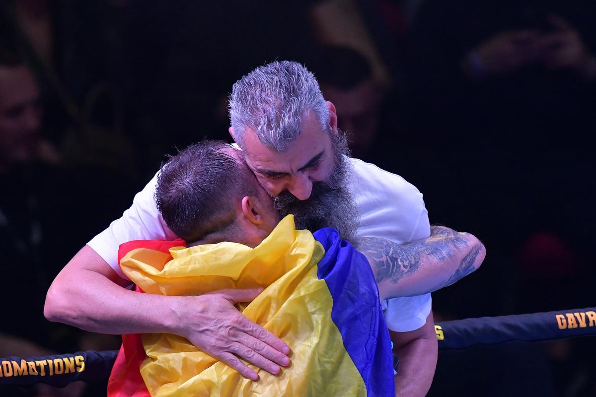 Proaspăt campion WBF World, Ronald Gavril dezvăluie rețeta care-l ajută să nu aibă probleme cu cântarul: „Tot timpul ca un profesionist”