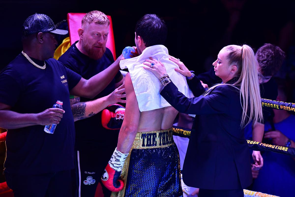 Proaspăt campion WBF World, Ronald Gavril dezvăluie rețeta care-l ajută să nu aibă probleme cu cântarul: „Tot timpul ca un profesionist”