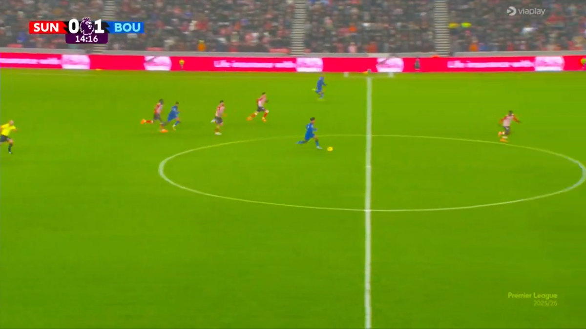 Tyler Adams, gol de la jumătatea terenului în Sunderland - Bournemouth