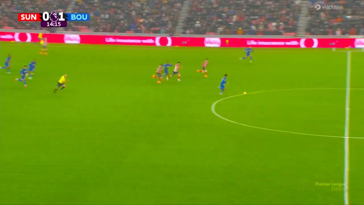 Tyler Adams, gol de la jumătatea terenului în Sunderland - Bournemouth