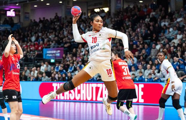 Pivotul lui Rapid București a înscris 9 goluri într-un joc de la Campionatul Mondial, dar a ratat distincția de „jucătoarea meciului”