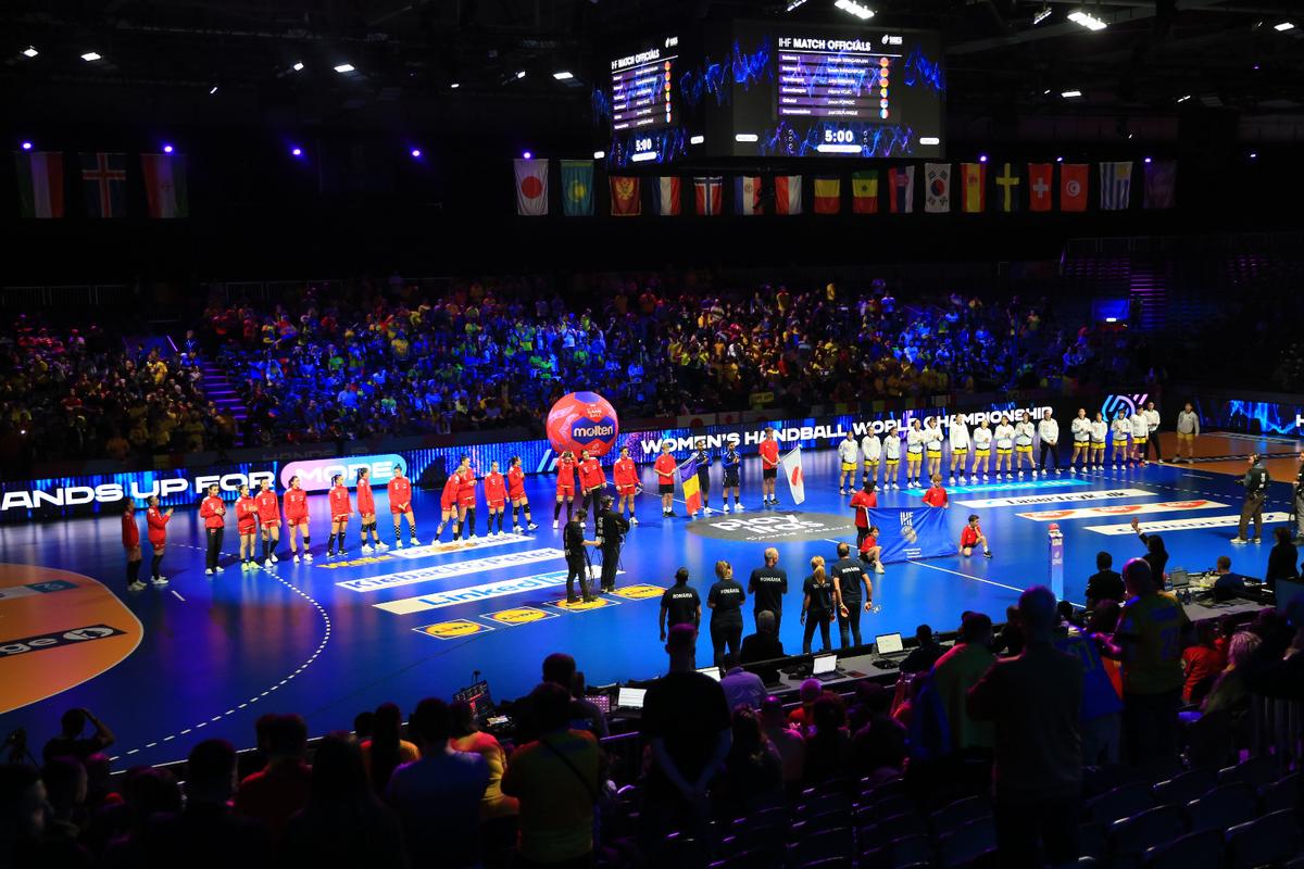 Sorina Grozav: „Poate câștigăm grupa, de ce nu?” » Golghetera României „simte” că „tricolorele” pot face un Mondial de vis