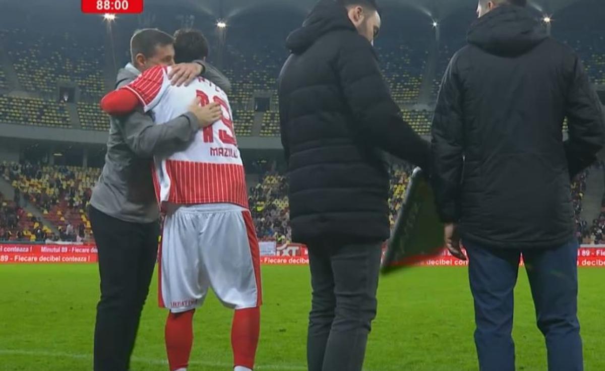 Adian Mazilu a debutat la Dinamo