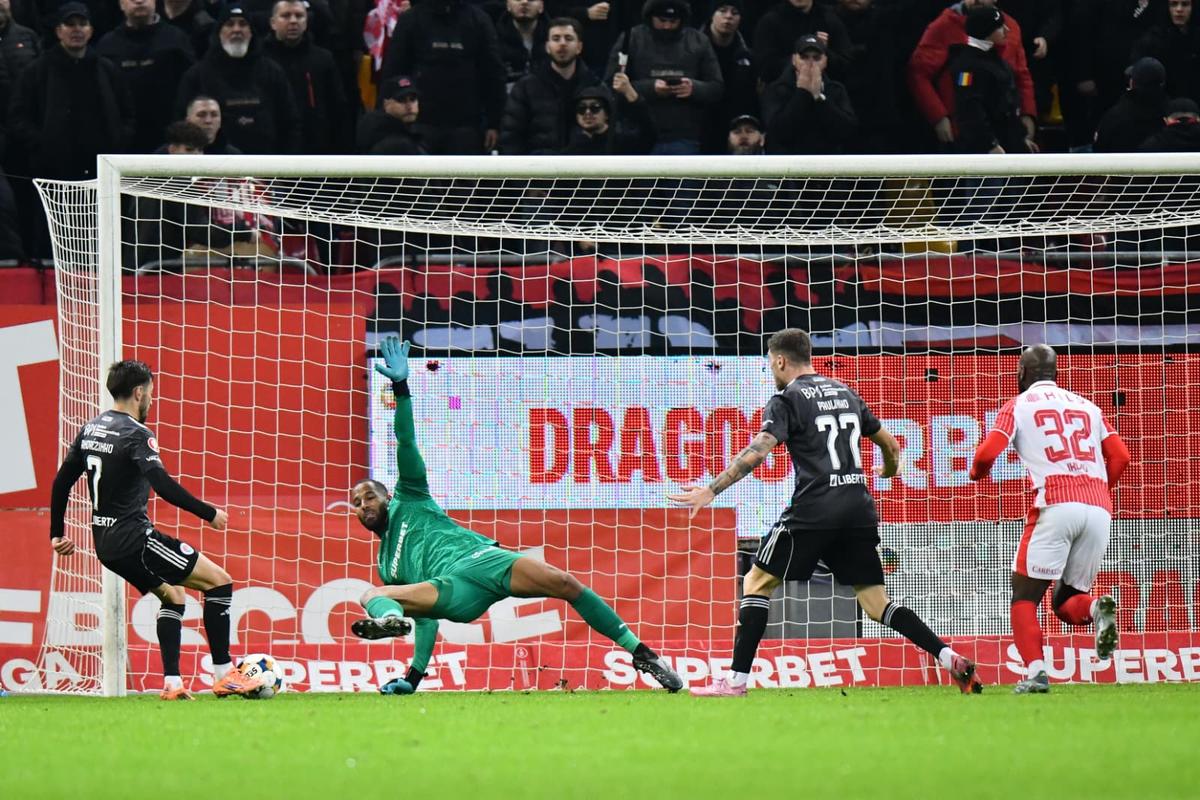 Debutant la Dinamo, Mazilu a recunoscut: „Nu mă așteptam să intru. Puțin cam repede”