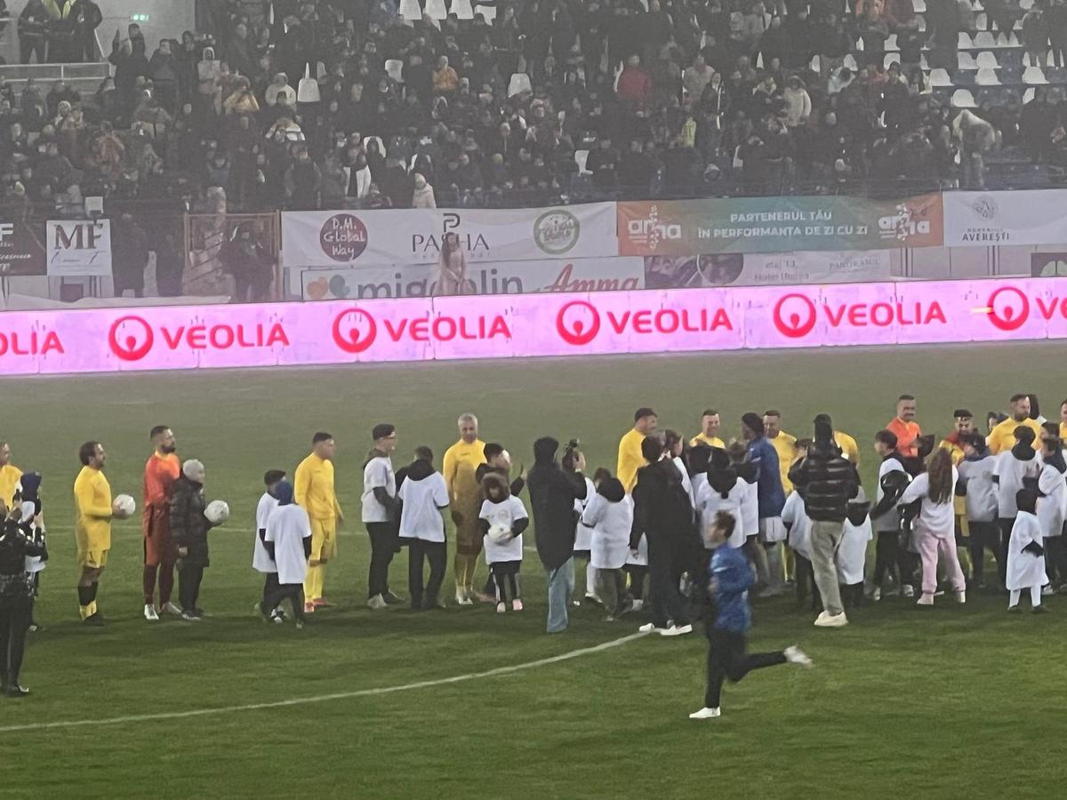 Fotograf român, lăsat fără cuvinte de oamenii lui Ronaldinho » Cerința care i-a provocat indignare: „Pentru mine înseamnă traiul pe jumătate de lună!”
