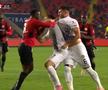 Scene IREALE în Turcia, cu Maxim, Sorescu și Drăguș pe teren: GOL în timp ce jucătorii săriseră la bătaie!