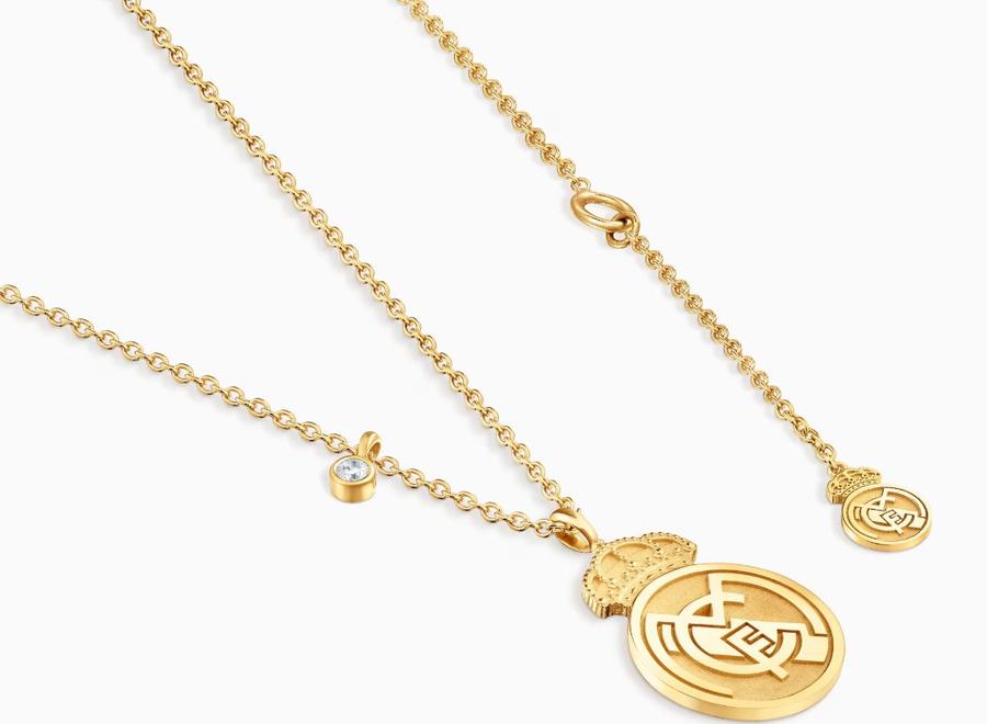 Piesele prețioase din Colecția „A 123-a aniversare” a lui Real Madrid / Foto: AS UNIC: Real Madrid își va lansa o colecție exclusivă de diamante » Sunt cultivate în gazonul de pe „Bernabeu”!