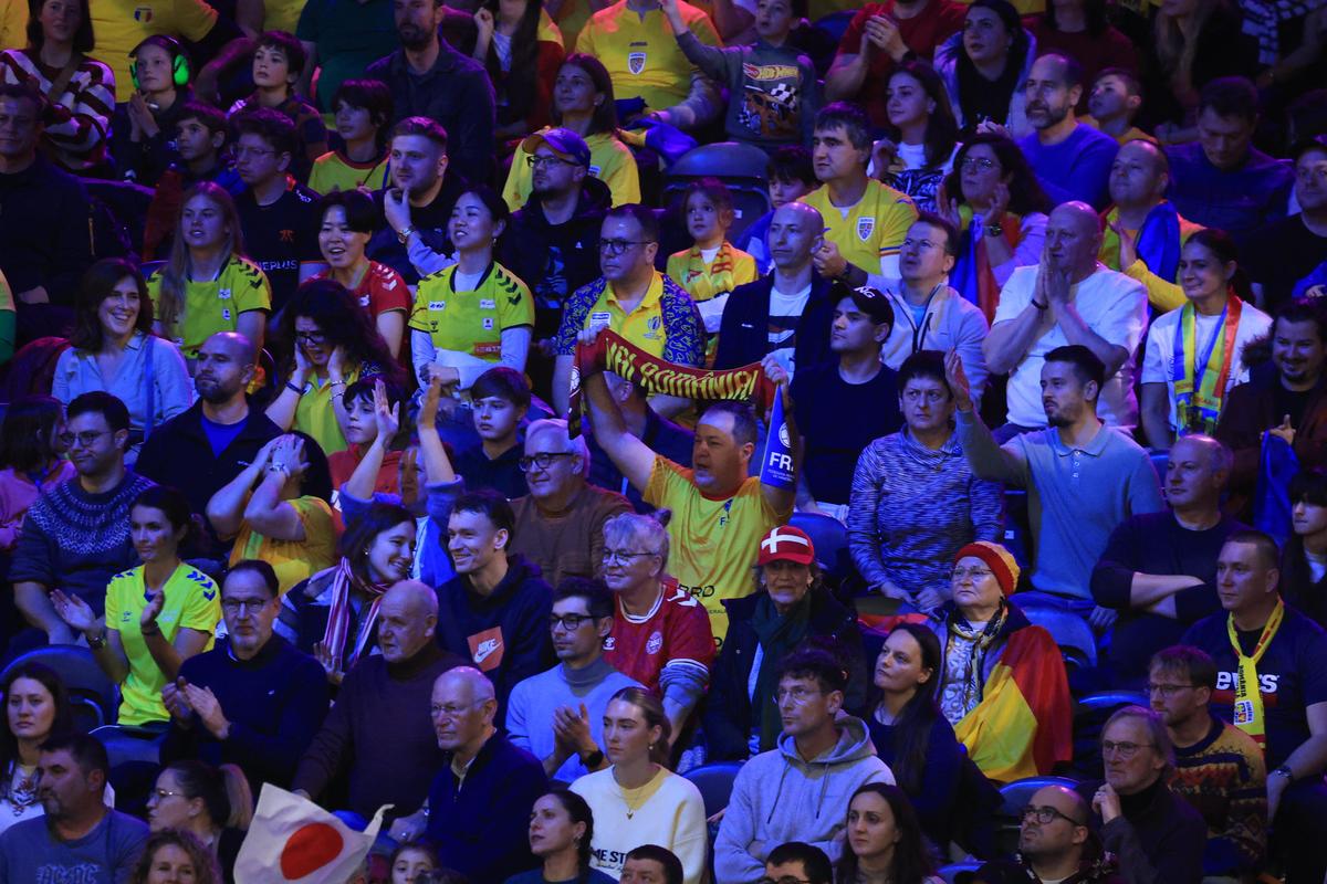 Furtună „tricoloră” la Rotterdam » România a bătut Japonia și s-a calificat MATEMATIC în faza următoare la CM de handbal feminin! Victorie cu BONUS