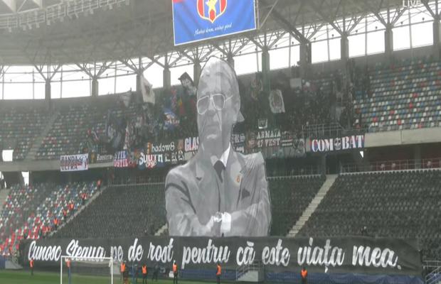 Momente emoționante în Ghencea » Emeric Ienei, omagiat de steliști