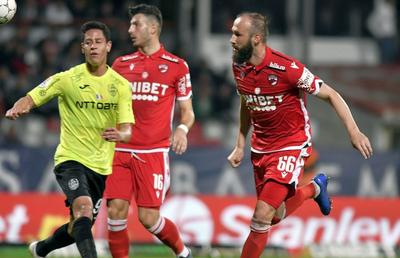 DINAMO // Atenție, mușcă rău! Corbu și Puljic sunt cei mai agresivi jucători ai lui Dinamo