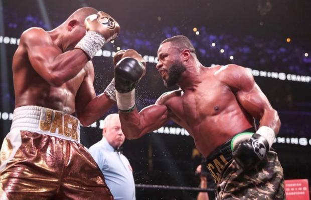 BOX // VIDEO Jean Pascal, victorie la limită în fața lui Badou Jack » Și-a păstrat centura la categoria supergrea, versiunea WBA