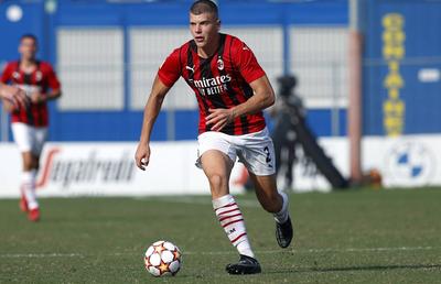 Gazzetta dello Sport anunță: „Căpitanul român de la Milan Primavera vrea să joace pentru Italia”