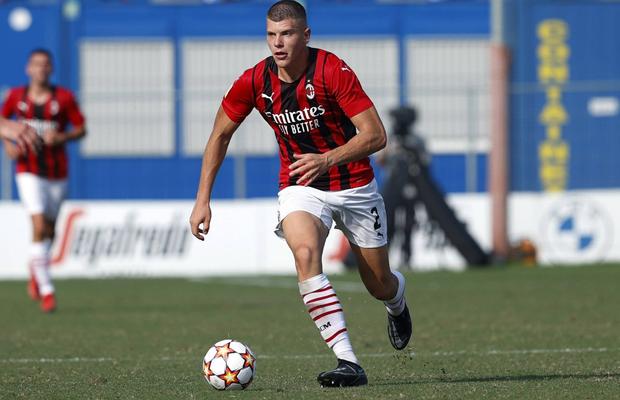 Gazzetta dello Sport anunță: „Căpitanul român de la Milan Primavera vrea să joace pentru Italia”