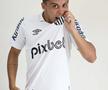 Santos își modifică stema clubului în onoarea legendarului Pele. Foto: Instagram @santosfc