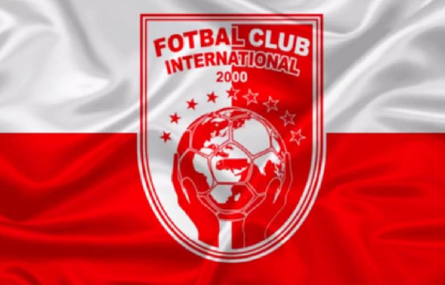 Sigla defunctei Internațional Curtea de Argeș Apariție rară a fostului patron din Liga 1 » Acum 15 ani, spunea că „bagă bani fiindcă n-are ce face cu ei”. Dezvăluiri pentru GSP: „Atât am pierdut în fotbal! Nu era lumea mea”