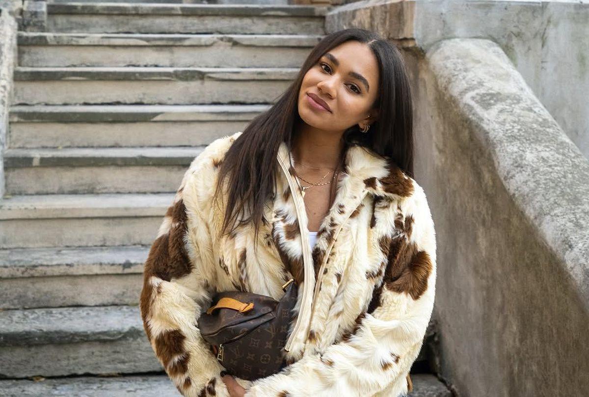 Elizabeth Omoregie și-a sărbătorit ziua „la muncă”, apoi a inundat Instagramul cu imagini postate direct din vestiar