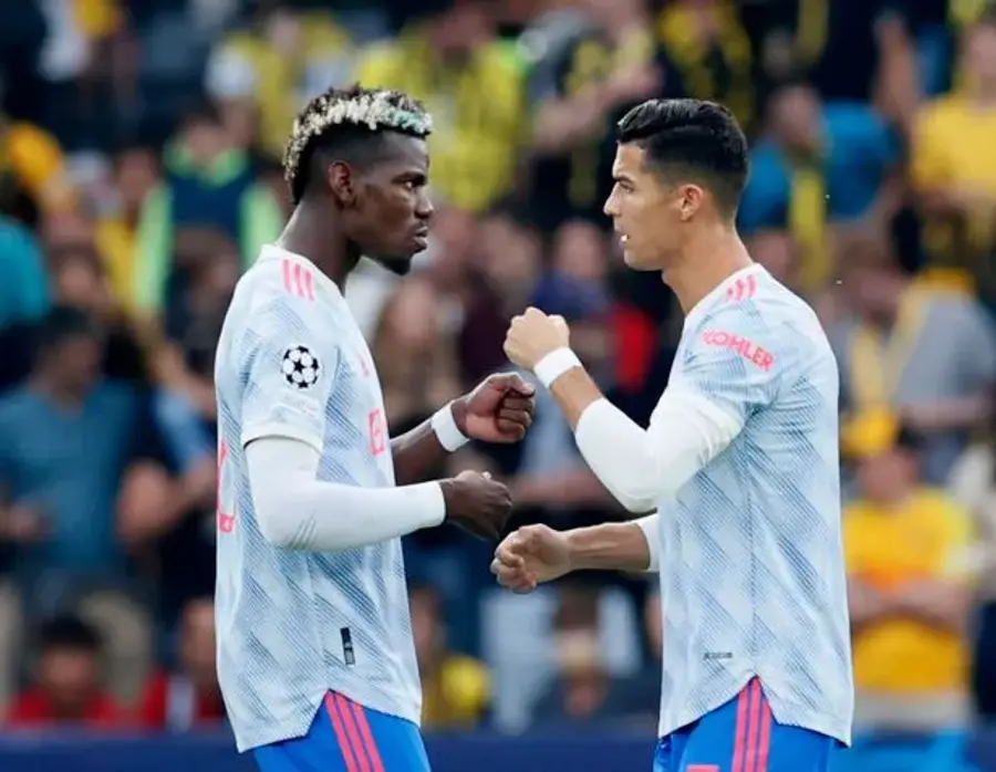 Paul Pogba și Cristiano Ronaldo, colegi la Manchester United / foto: Reuters Paul Pogba îl onorează pe Cristiano Ronaldo: „Ne-ai inspirat pe toți”