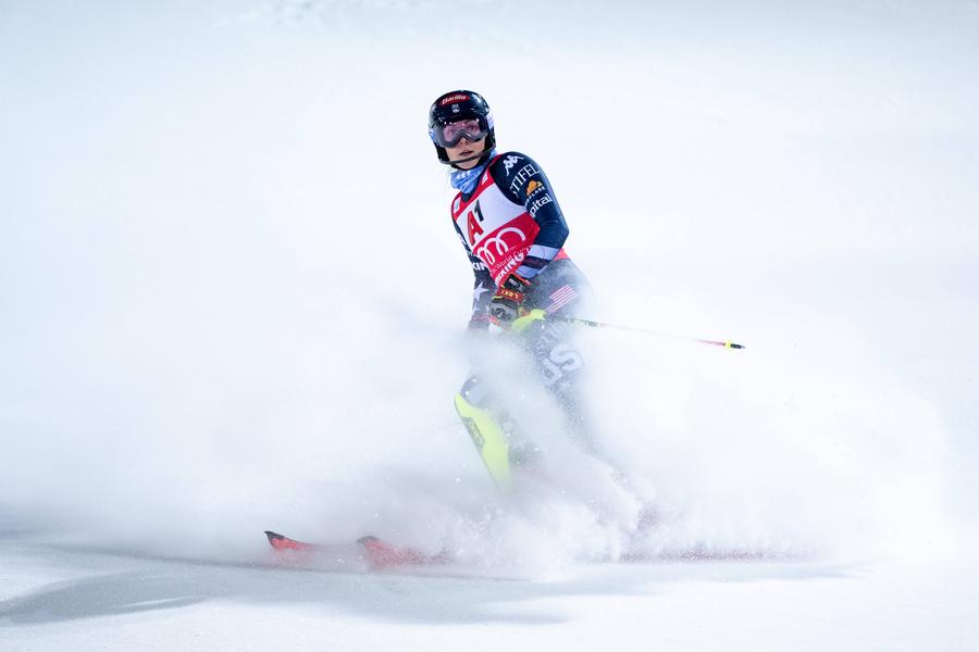 Mikaela Shiffrin la finalul celei de-a doua manșe FOTO Imago Images Mikaela Shiffrin e neînvinsă, dar a avut nemulțumiri la ultima cursă de slalom a anului