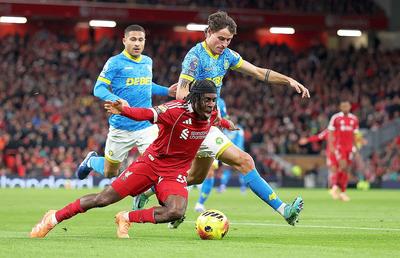 Blestemați să piardă?! Situație SF în Premier League: au obținut doar 11% din punctele cuvenite