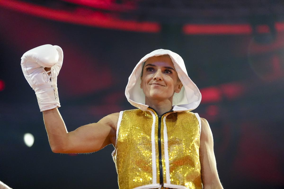 „Balboa” de Cisnădie este campioană mondială la box! » Gabriela Timar a câștigat centura cu nasul fracturat