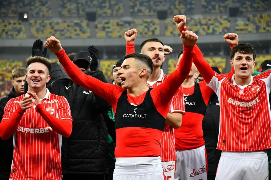 „A fost greu pentru familia mea!” » Cătălin Cîrjan întoarce 2025 pe toate părțile și dezvăluie: „Am refuzat să plec de la Dinamo și n-aș mai juca la altă echipă din România”