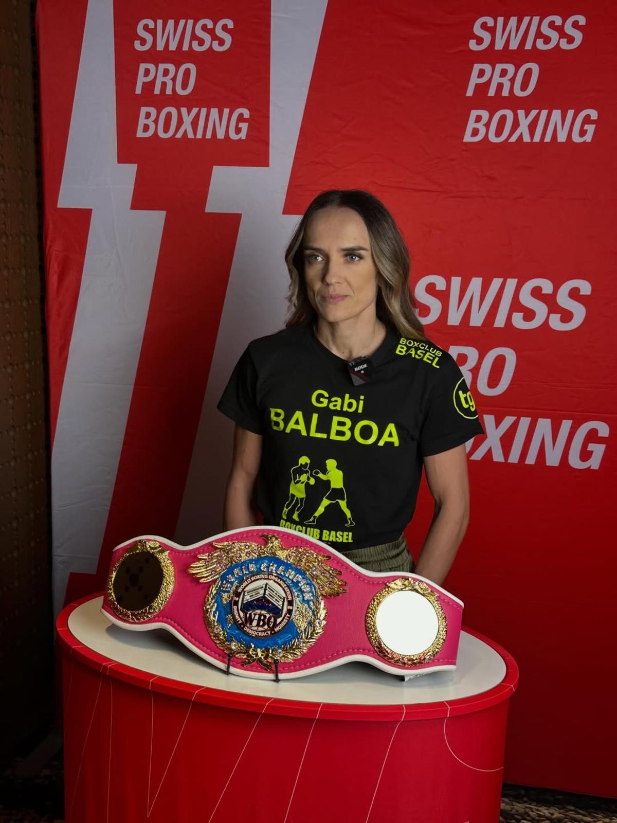 Gabriela Timar, „Balboa” de Cisnădie, este campioană mondială la box