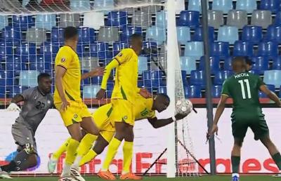 Cum poate explica gestul?! Momentul incredibil care l-a dus pe Ngezana în „optimile” Cupei Africii