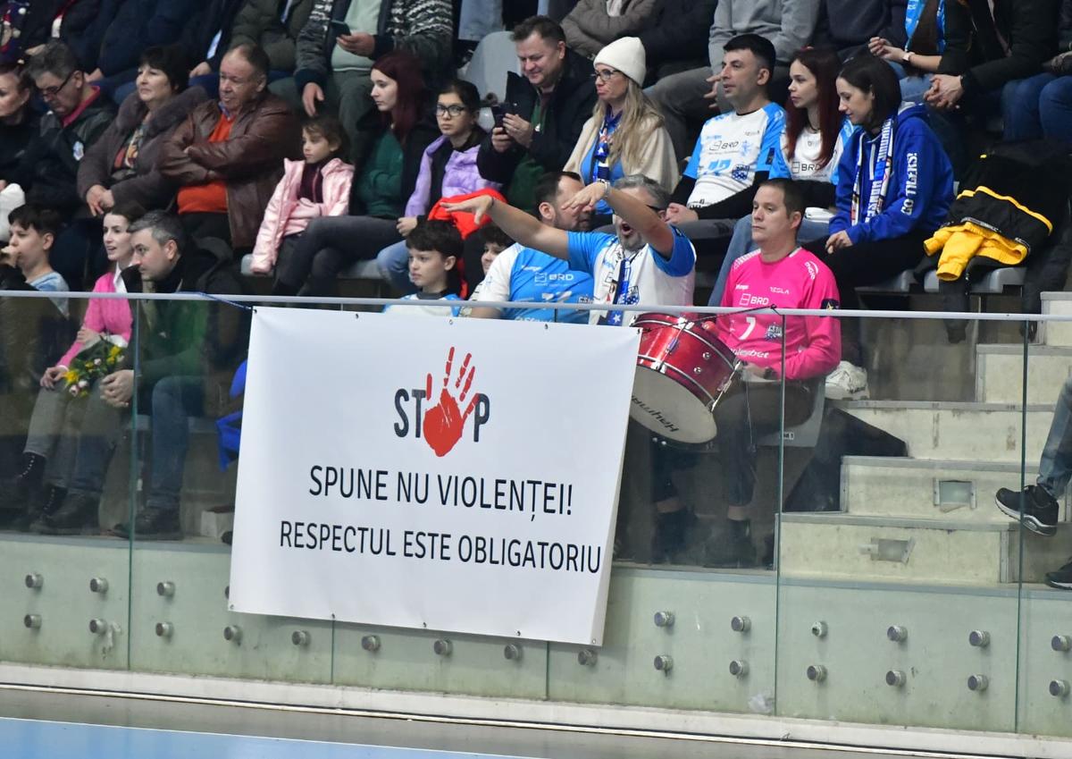 CSM București - HC Zalău, în Liga Florilor
