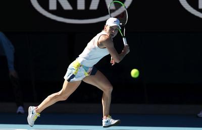SIMONA HALEP - GARBINE MUGURUZA, semifinala Australian Open 2020 // VIDEO Lovitură superbă reușită de Simona în setul secund