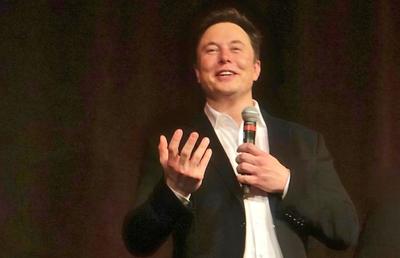 Averea lui Elon Musk a crescut cu 2,3 miliarde de dolari într-o oră! Cum a fost posibil