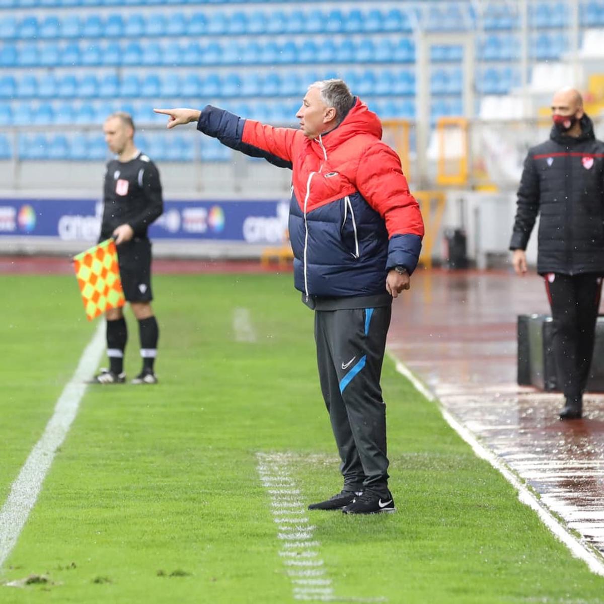 KASIMPASA - KAYSERISPOR 0-1. Dan Petrescu, victorie dramatică în Turcia! Golul a venit în ultimul minut