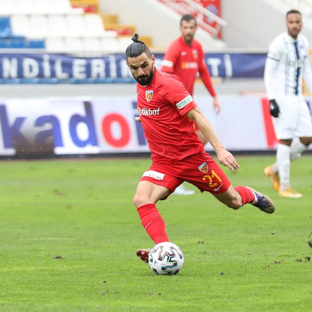 KASIMPASA - KAYSERISPOR 0-1. Dan Petrescu, victorie dramatică în Turcia! Golul a venit în ultimul minut