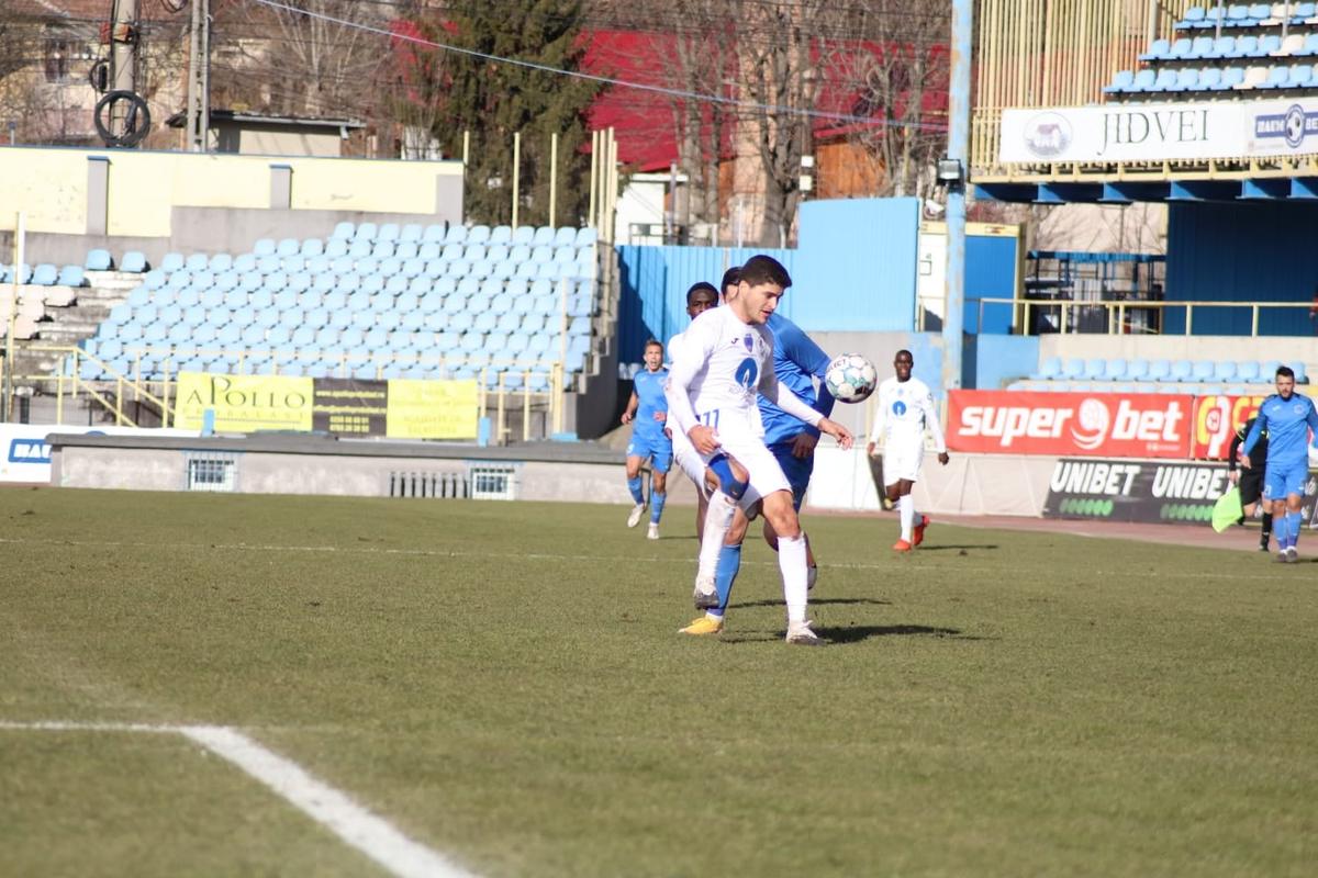 GAZ METAN MEDIAȘ - ACADEMICA CLINCENI 1-1 » Medieșenii obțin un punct în inferioritate numerică