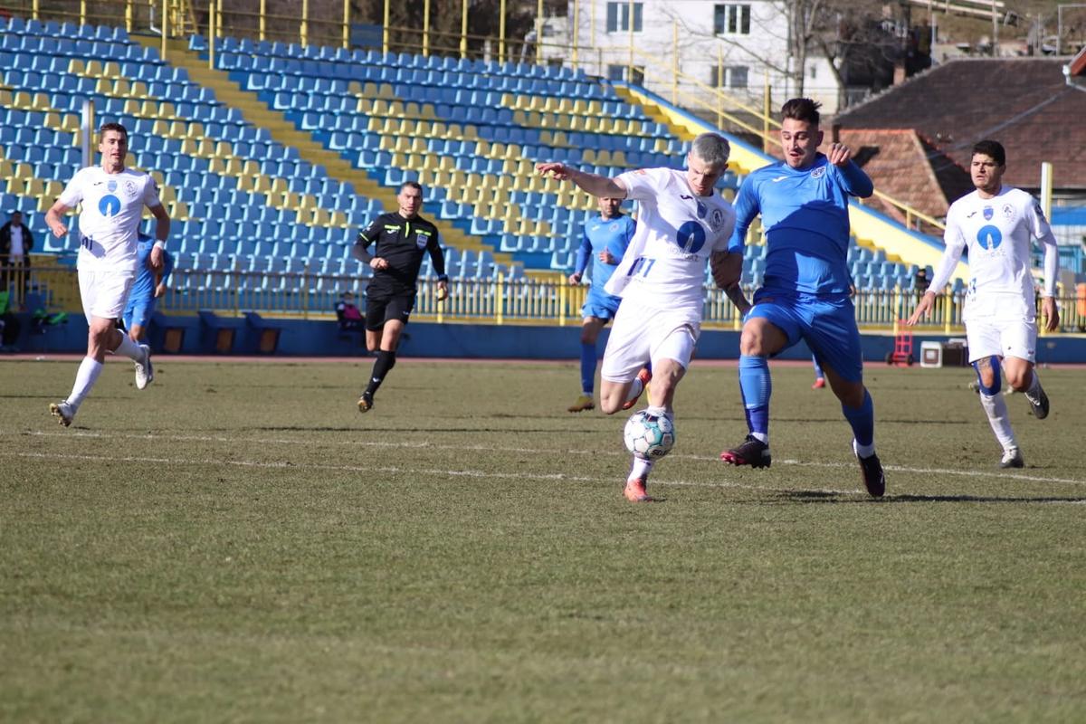 GAZ METAN MEDIAȘ - ACADEMICA CLINCENI 1-1 » Medieșenii obțin un punct în inferioritate numerică