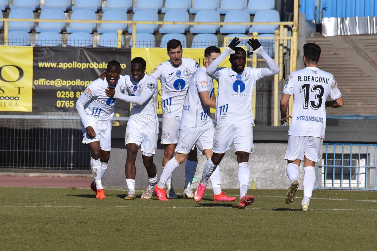 GAZ METAN MEDIAȘ - ACADEMICA CLINCENI 1-1 » Medieșenii obțin un punct în inferioritate numerică