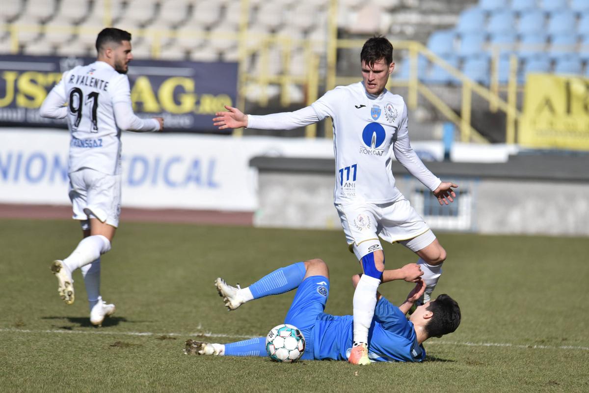 GAZ METAN MEDIAȘ - ACADEMICA CLINCENI 1-1 » Medieșenii obțin un punct în inferioritate numerică