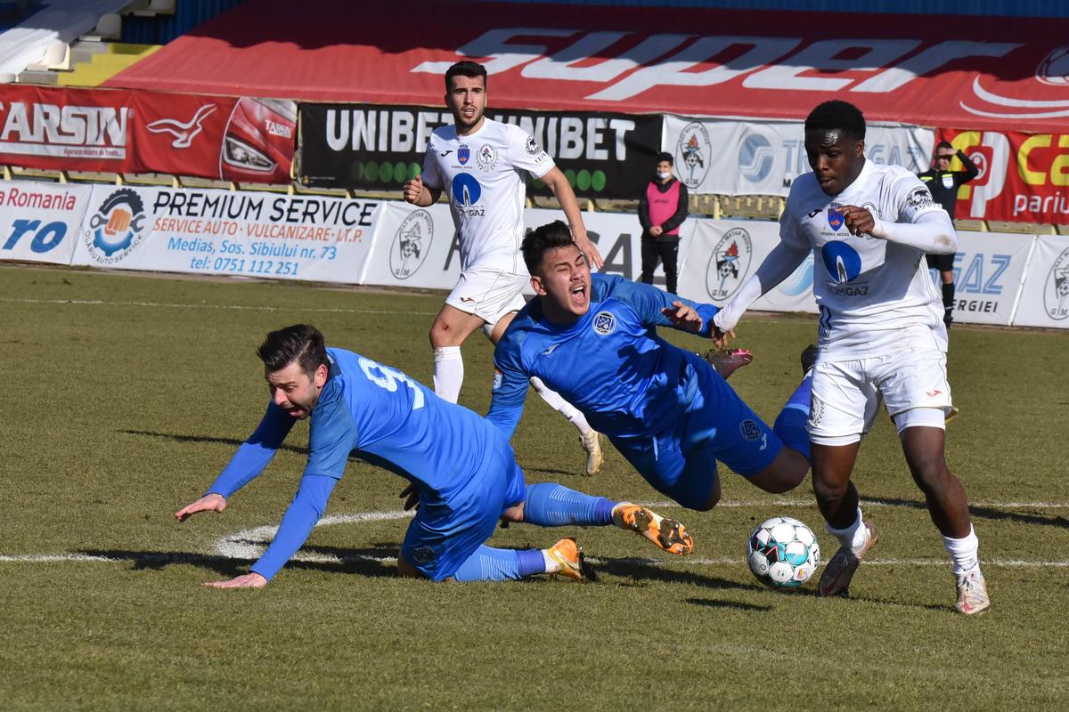 GAZ METAN MEDIAȘ - ACADEMICA CLINCENI 1-1 » Medieșenii obțin un punct în inferioritate numerică