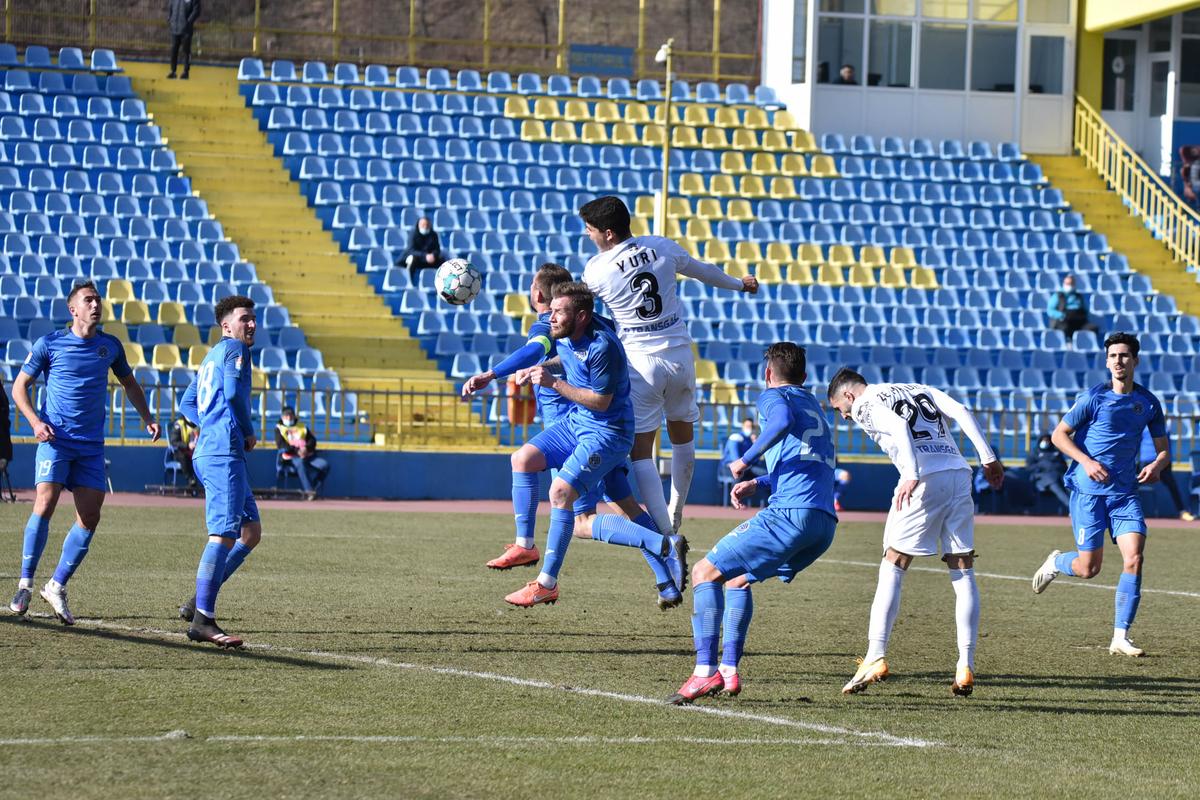 GAZ METAN MEDIAȘ - ACADEMICA CLINCENI 1-1 » Medieșenii obțin un punct în inferioritate numerică