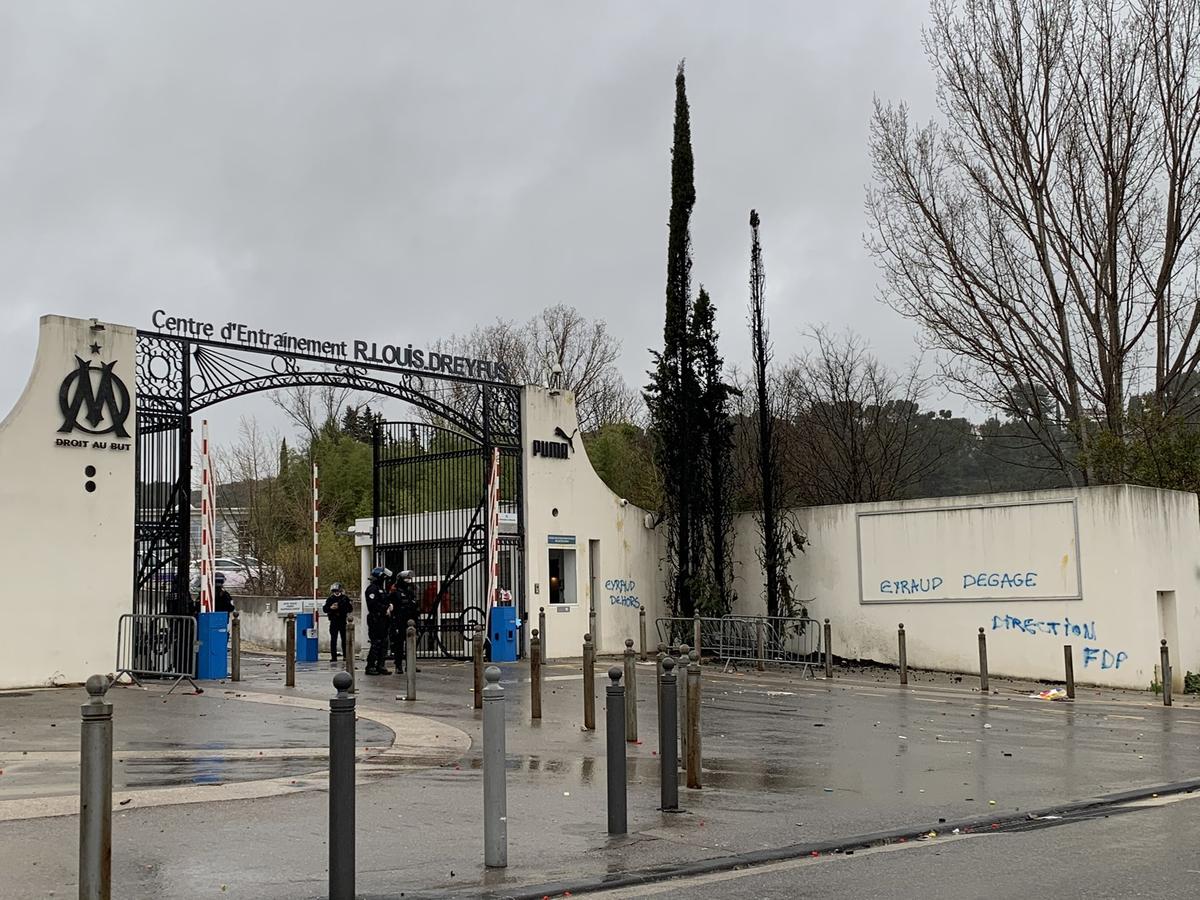 FOTO Olympique Marseille, scandal, torțe, suporteri