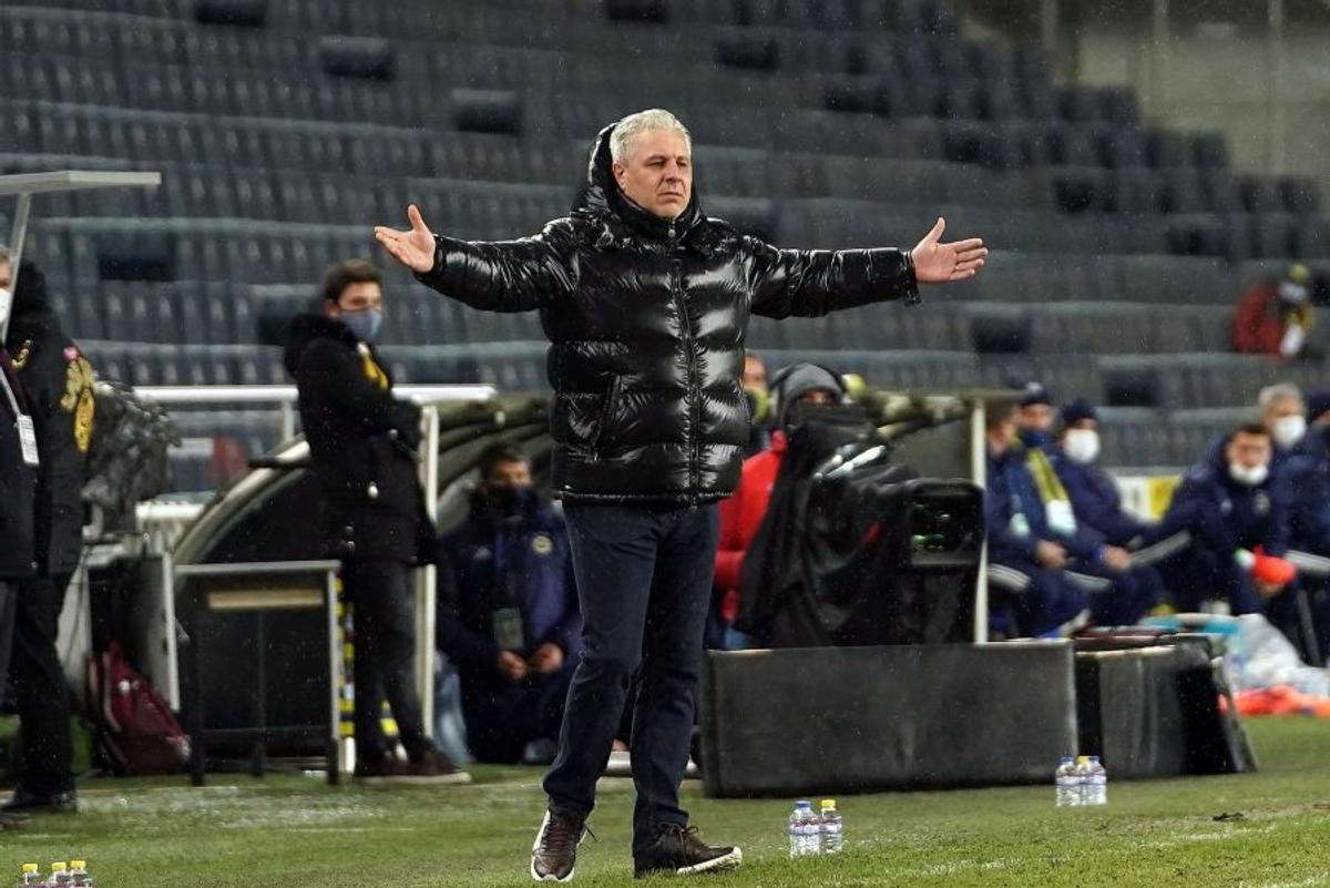 FOTO Fenerbahce - Rizespor, Șumudică eliminat