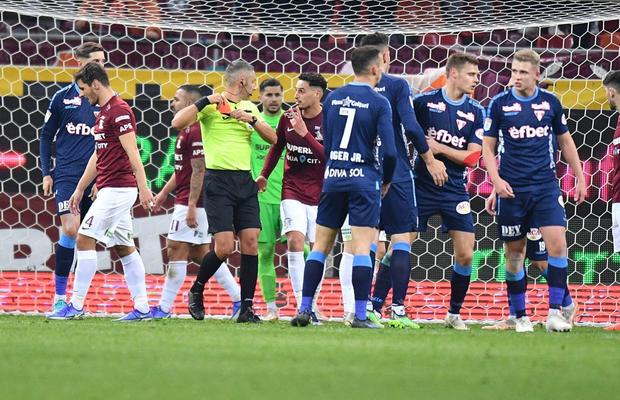 Ce l-a deranjat pe Pancu la Rapid – UTA: „Trebuie să fii Maradona ca să faci asta”