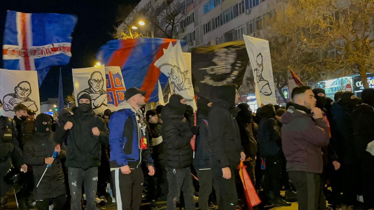 Dinamo și FCSB, amendate de Comisia de Disciplină » Roș-albaștrii au primit amenda maximă și riscă noi sancțiuni!