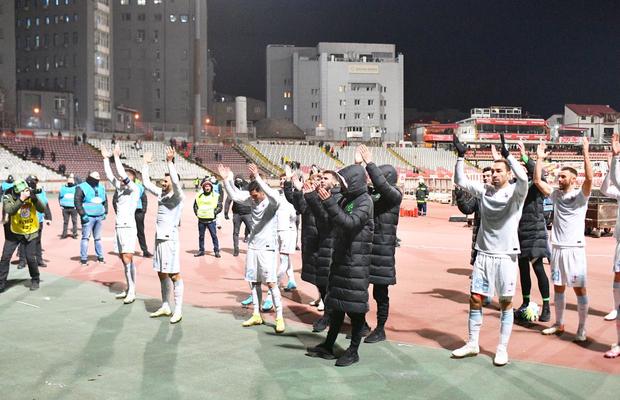 A fost instrucție în „Ștefan cel Mare” » Dinamo - FCSB 0-9 la general în acest sezon!