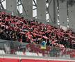 Fanii lui Sepsi, la meciul cu FCU Craiova / Sursă foto: Bogdan Bălaș