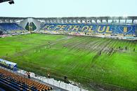Somnul LPF naște monștri pe stadioanele din Superligă! Cum permite forul lui Gino Iorgulescu ca meciurile să se joace în mocirlă + Gafă incredibilă pe Facebook