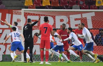 După eșecul cu Farul, Mihai Stoica a numit fotbalistul pe care îl vede în primul „11” la FCSB: „În mod normal ar trebui să fie titular!”