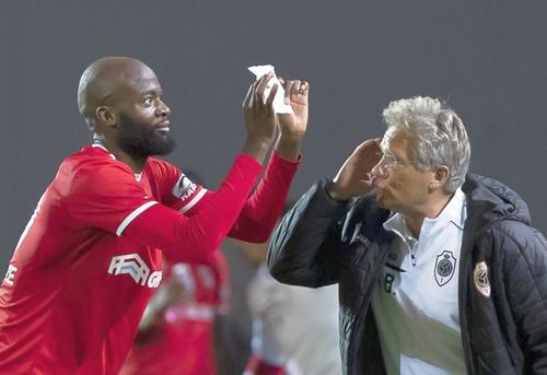 Ladislau Boloni și Didier Lamkel Ze, la Antwerp Foto: Imago