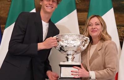 „Grandissimo!” » Imaginile zilei în Italia: Jannik Sinner s-a întâlnit cu Giorgia Meloni, premierul țării: „Asta-i Italia care ne place”