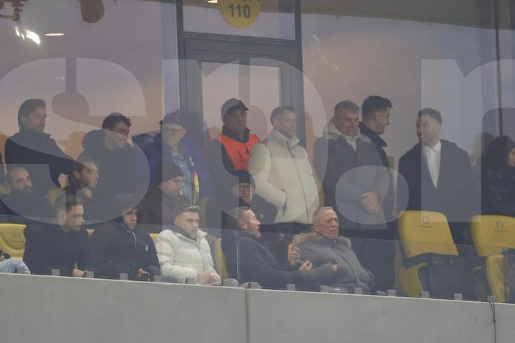 Cum s-au făcut schimbările în FCSB - Manchester United, foto: GSP